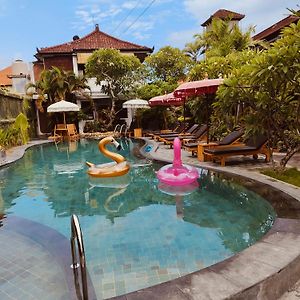Berlian Inn Kuta Beach